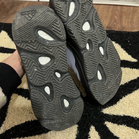 Yeezy 700 MNVN size 13.5 - Picture 7 of 7